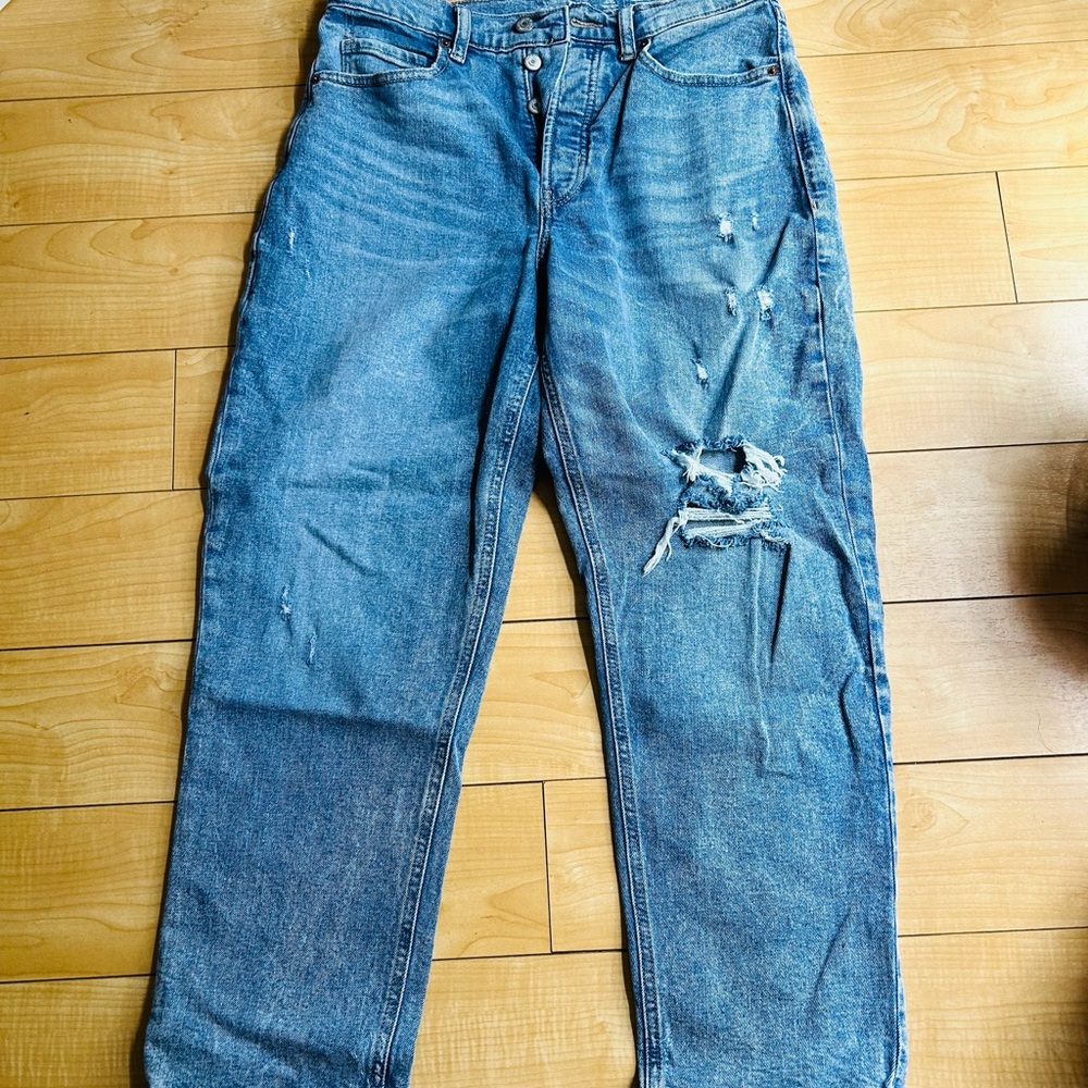 Old navy ripped Jeans extra high rise